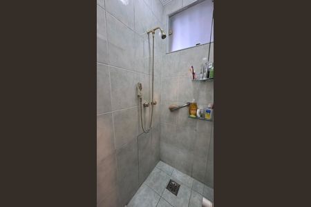 Casa à venda com 334m², 6 quartos e 9 vagas Casa à venda com 334m², 6 quartos e 9 vagasBanheiro da Suíte 1