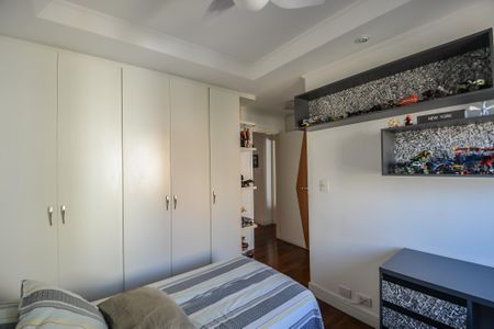 Apartamento à venda com 170m², 3 quartos e 3 vagasSuíte 2