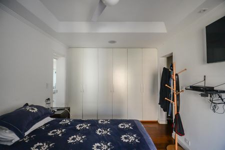 Apartamento à venda com 170m², 3 quartos e 3 vagasSuíte 1