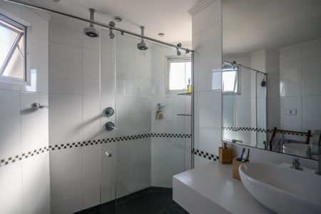 Apartamento à venda com 170m², 3 quartos e 3 vagasBanheiro da Suíte 1