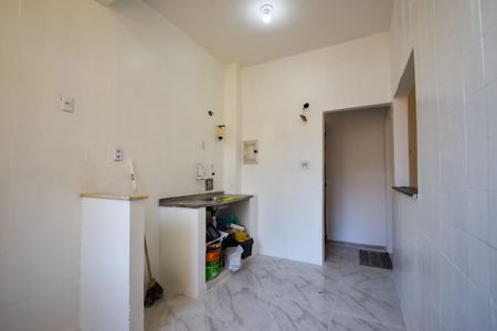Apartamento para alugar com 50m², 2 quartos e sem vaga Apartamento para alugar com 50m², 2 quartos e sem vagaCozinha e Área de Serviço