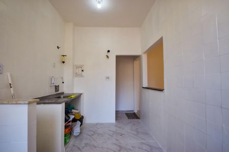 Apartamento para alugar com 50m², 2 quartos e sem vaga Apartamento para alugar com 50m², 2 quartos e sem vagaCozinha e Área de Serviço