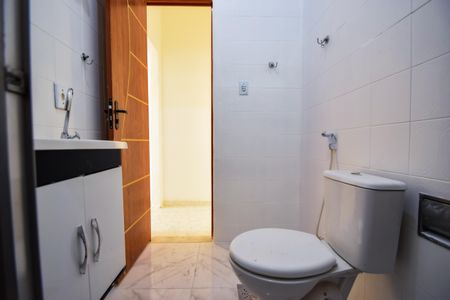 Apartamento para alugar com 50m², 2 quartos e sem vaga Apartamento para alugar com 50m², 2 quartos e sem vagaBanheiro