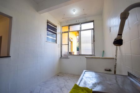 Apartamento para alugar com 50m², 2 quartos e sem vaga Apartamento para alugar com 50m², 2 quartos e sem vagaCozinha e Área de Serviço