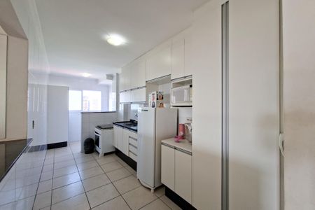 Apartamento para alugar com 104m², 3 quartos e 2 vagasCozinha