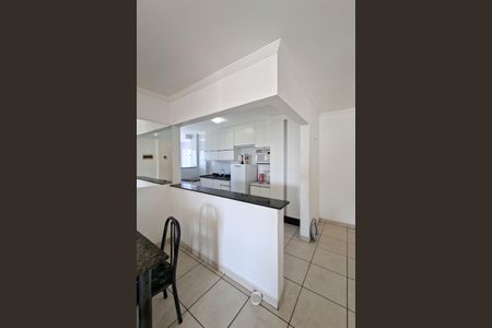 Apartamento para alugar com 104m², 3 quartos e 2 vagasCozinha