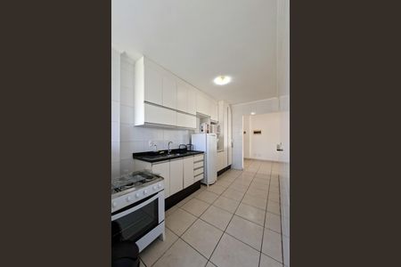 Apartamento para alugar com 104m², 3 quartos e 2 vagasCozinha