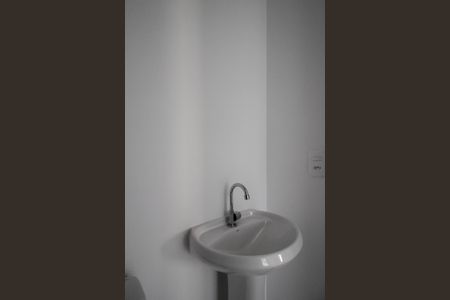 Apartamento para alugar com 32m², 2 quartos e sem vaga Apartamento para alugar com 32m², 2 quartos e sem vagaBanheiro