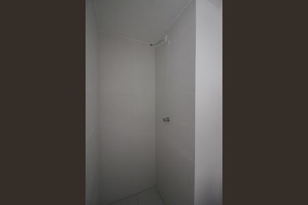 Apartamento para alugar com 32m², 2 quartos e sem vaga Apartamento para alugar com 32m², 2 quartos e sem vagaBanheiro