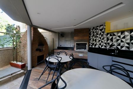 Apartamento para alugar com 150m², 3 quartos e 2 vagasÁrea comum - Churrasqueira