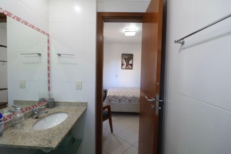 Apartamento para alugar com 150m², 3 quartos e 2 vagasBanheiro Suíte 1