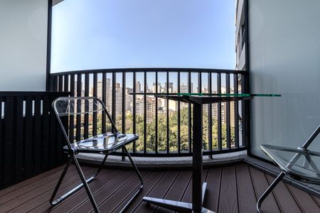 Studio para alugar com 25m², 1 quarto e sem vaga Studio para alugar com 25m², 1 quarto e sem vagaVaranda