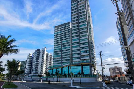 Apartamento para alugar com 77m², 2 quartos e 1 vaga Apartamento para alugar com 77m², 2 quartos e 1 vagaFachada