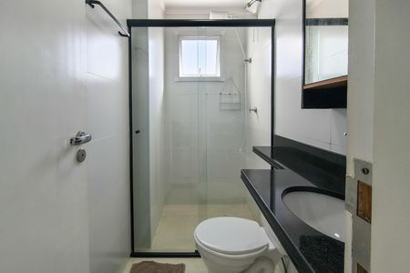 Apartamento para alugar com 77m², 2 quartos e 1 vaga Apartamento para alugar com 77m², 2 quartos e 1 vagaBanheiro