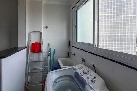 Área de Serviço de apartamento para alugar com 2 quartos, 77m² em Maracanã, Praia Grande