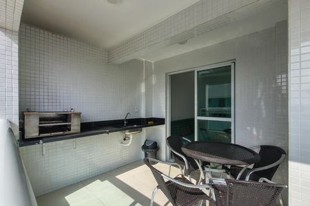 Apartamento para alugar com 77m², 2 quartos e 1 vaga Apartamento para alugar com 77m², 2 quartos e 1 vagaSacada