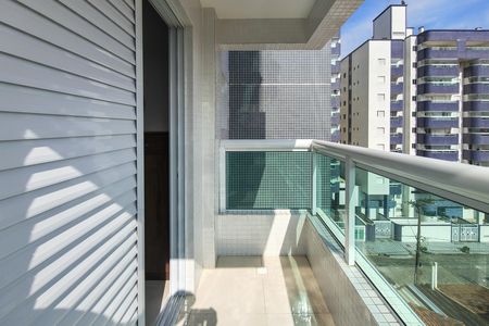 Apartamento para alugar com 77m², 2 quartos e 1 vaga Apartamento para alugar com 77m², 2 quartos e 1 vagaSacada do Quarto