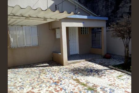 Casa à venda com 121m², 2 quartos e 2 vagasFoto 04