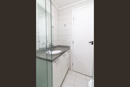 Casa de condomínio à venda com 142m², 3 quartos e 2 vagasBanheiro