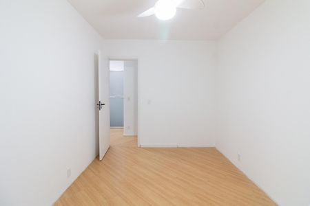 Casa de condomínio à venda com 142m², 3 quartos e 2 vagasQuarto 2