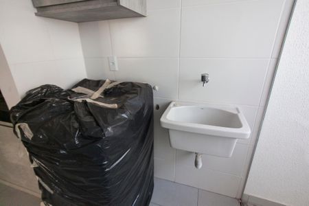 Apartamento para alugar com 58m², 2 quartos e 1 vagaÁrea de Serviço