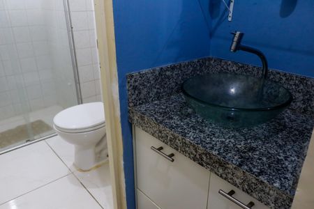 Apartamento à venda com 52m², 2 quartos e 1 vaga Apartamento à venda com 52m², 2 quartos e 1 vagaBanheiro