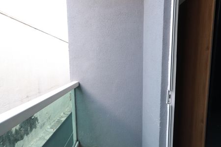 Casa de condomínio à venda com 91m², 2 quartos e 2 vagasSacada