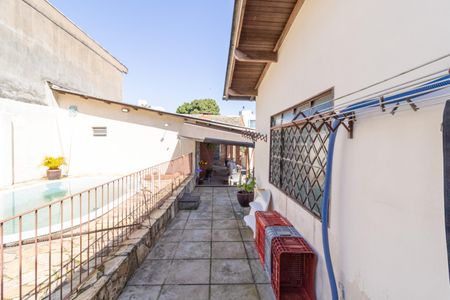 Casa para alugar com 190m², 3 quartos e 6 vagasQuintal