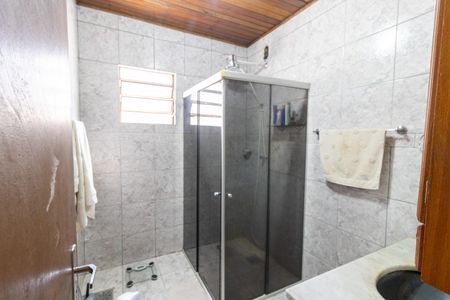 Casa para alugar com 190m², 3 quartos e 6 vagasBanheiro 1