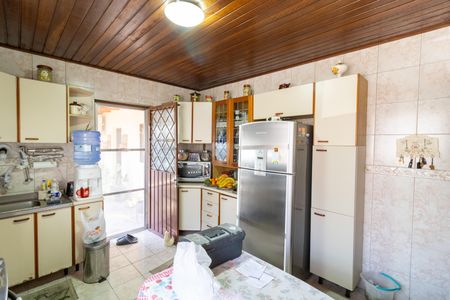 Casa para alugar com 190m², 3 quartos e 6 vagasCozinha