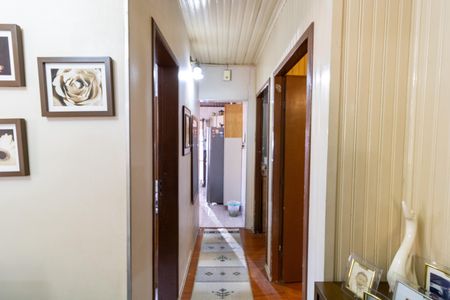 Casa para alugar com 190m², 3 quartos e 6 vagasCorredor