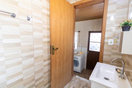 Casa para alugar com 190m², 3 quartos e 6 vagasBanheiro 2