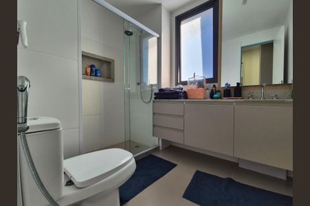 Apartamento à venda com 103m², 3 quartos e 2 vagas Apartamento à venda com 103m², 3 quartos e 2 vagasBanheiro da Suíte