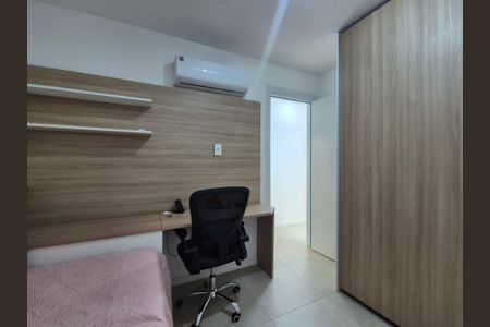 Apartamento à venda com 103m², 3 quartos e 2 vagas Apartamento à venda com 103m², 3 quartos e 2 vagasQuarto 2