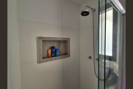 Apartamento à venda com 103m², 3 quartos e 2 vagas Apartamento à venda com 103m², 3 quartos e 2 vagasBanheiro da Suíte