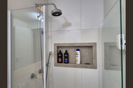 Apartamento à venda com 103m², 3 quartos e 2 vagas Apartamento à venda com 103m², 3 quartos e 2 vagasBanheiro Social