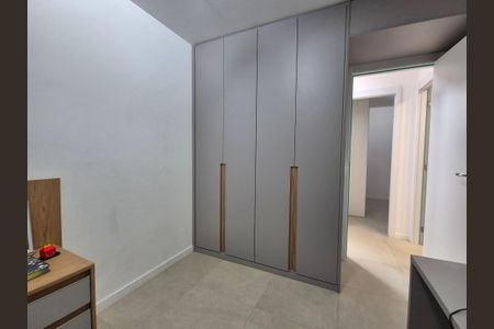 Apartamento à venda com 103m², 3 quartos e 2 vagas Apartamento à venda com 103m², 3 quartos e 2 vagasQuarto 1