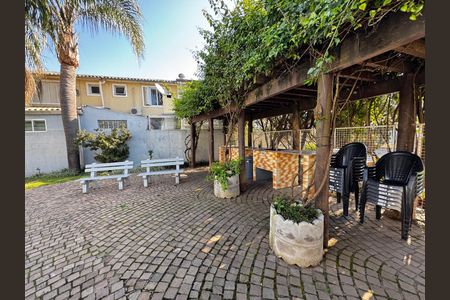 Casa de condomínio à venda com 76m², 2 quartos e 1 vaga Casa de condomínio à venda com 76m², 2 quartos e 1 vagaÁrea comum - Churrasqueira