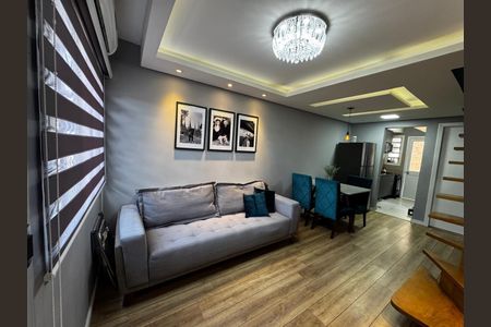 Casa de condomínio à venda com 76m², 2 quartos e 1 vaga Casa de condomínio à venda com 76m², 2 quartos e 1 vagaSala