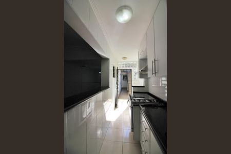 Casa à venda com 207m², 3 quartos e 2 vagasCozinha