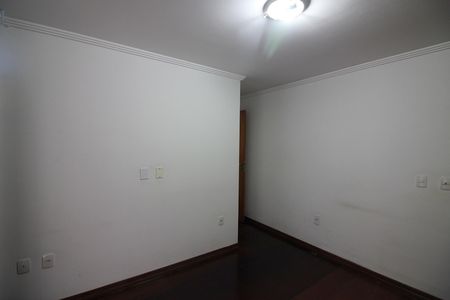 Casa à venda com 207m², 3 quartos e 2 vagas Suíte