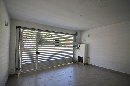 Casa à venda com 207m², 3 quartos e 2 vagasGaragem