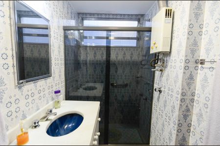 Apartamento à venda com 120m², 3 quartos e 1 vaga Apartamento à venda com 120m², 3 quartos e 1 vagaBanheiro da Suíte