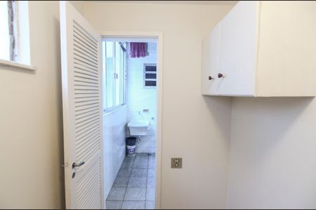 Apartamento à venda com 120m², 3 quartos e 1 vaga Apartamento à venda com 120m², 3 quartos e 1 vagaQuarto de Serviço