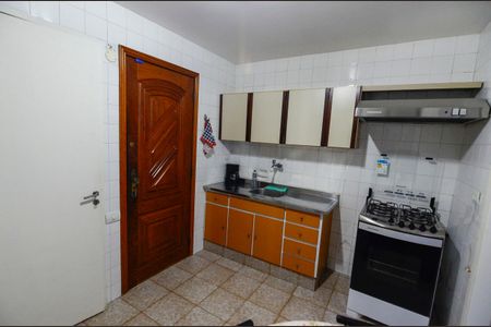 Apartamento à venda com 120m², 3 quartos e 1 vaga Apartamento à venda com 120m², 3 quartos e 1 vagaCozinha