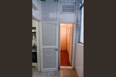 Apartamento à venda com 120m², 3 quartos e 1 vaga Apartamento à venda com 120m², 3 quartos e 1 vagaÁrea de Serviço