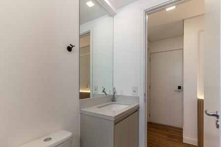 Studio para alugar com 30m², 1 quarto e sem vaga Studio para alugar com 30m², 1 quarto e sem vagaBanheiro