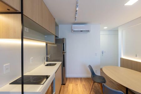 Studio para alugar com 30m², 1 quarto e sem vaga Studio para alugar com 30m², 1 quarto e sem vagaStudio