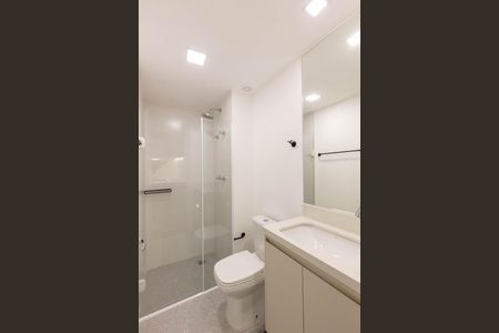 Banheiro de kitnet/studio para alugar com 1 quarto, 26m² em Santa Cecilia, São Paulo