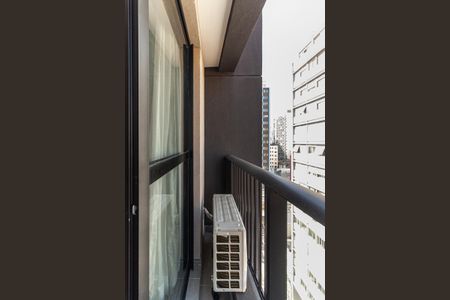 Studio para alugar com 25m², 1 quarto e sem vaga Studio para alugar com 25m², 1 quarto e sem vagaVaranda do Quarto